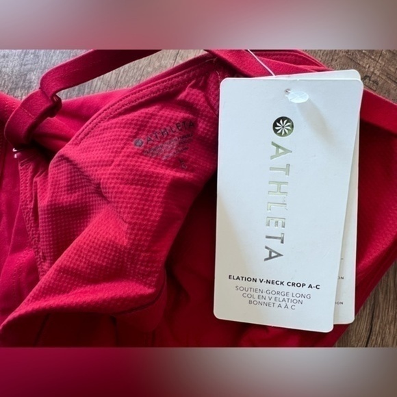 NWT Athleta Elation V-Neck Crop A-C cups, Red size Large - Picture 5 of 6